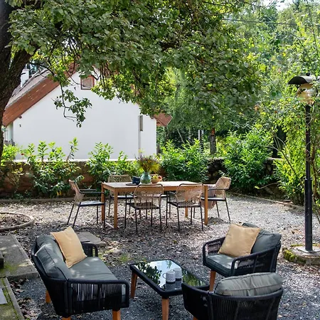 Sarki-haz * Szigliget